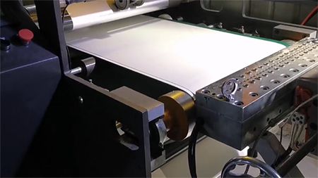 Butil Ses Yalıtım Levhası Ekstrüzyon Kaplama Makinesi