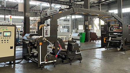 Yüksek Hızlı Basınca Duyarlı Hotmelt Tutkal Kaplama Makinesi